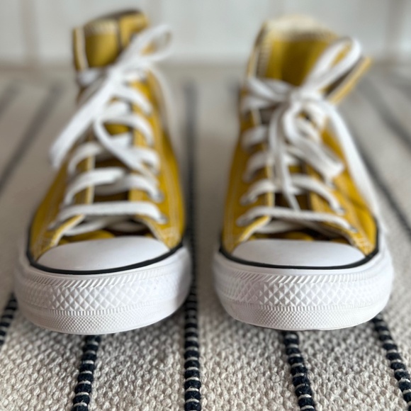 CONVERSE Chuck Taylor All-Star Canvas High Tops Mustard Yellow (M6, W8) - Picture 6 of 9